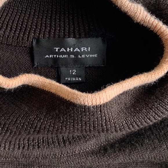 EUC- TAHARI ASL Pink Trim Mock Neck Sweater!! - Picture 6 of 6